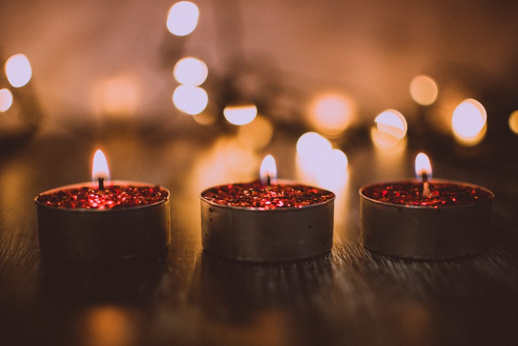 Feng Shui Purification of negative energies with candles